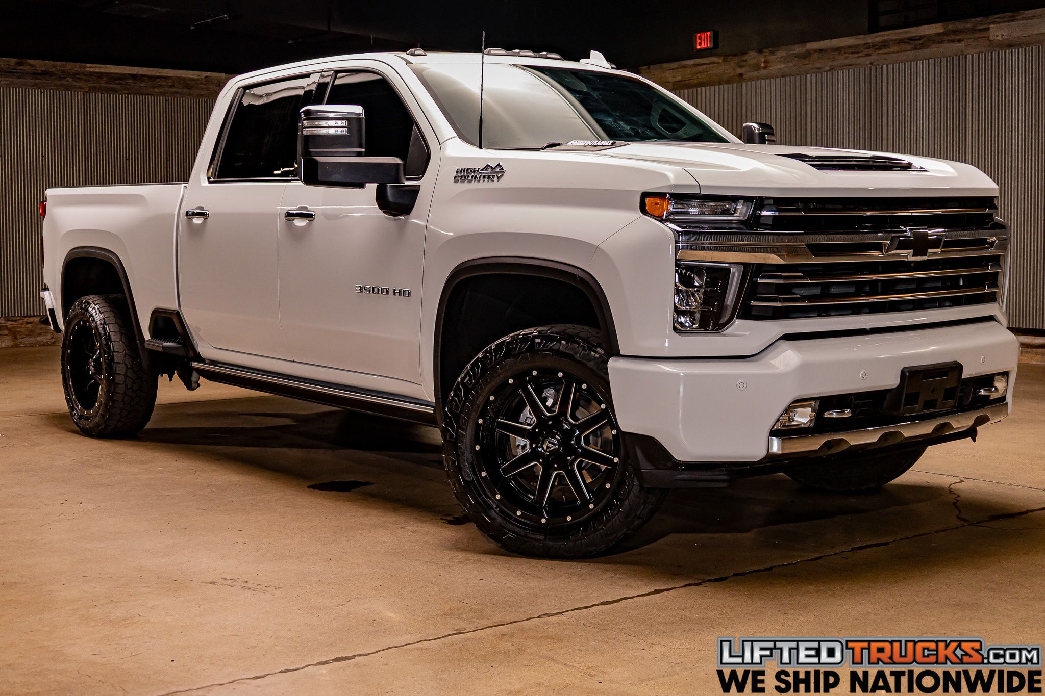 2023 Chevrolet Silverado 3500HD High Country's photo