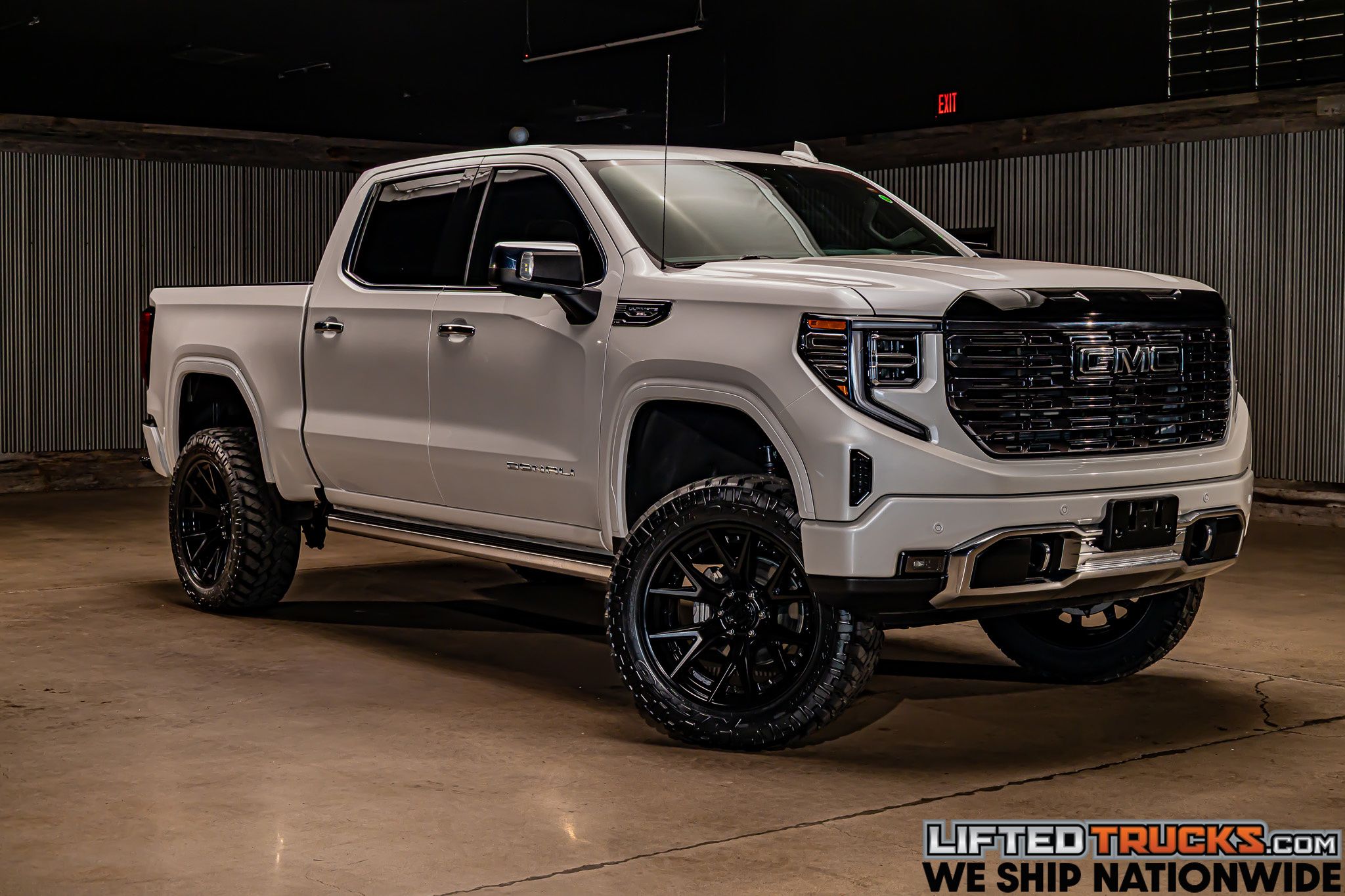 2025 GMC Sierra 4WD Crew Cab Short Box Denali Ultimate's photo