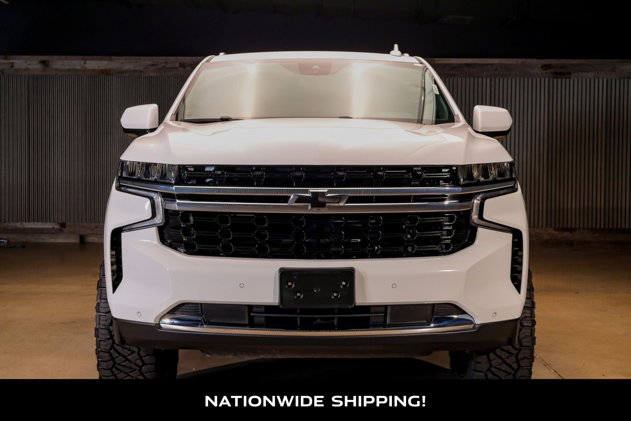 2023 Chevrolet Suburban LS photo 2