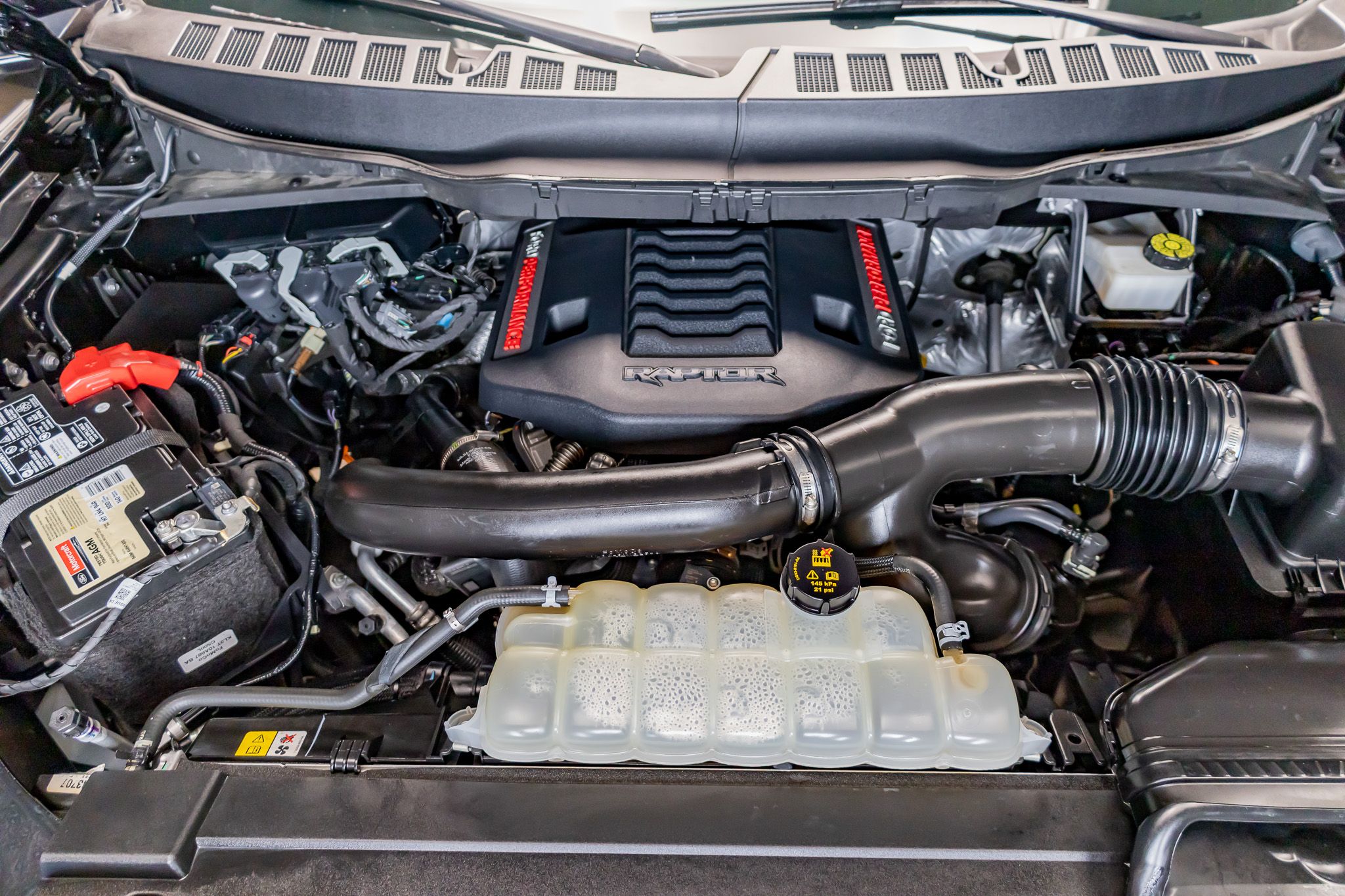 2021 Ford F-150 Raptor photo 4