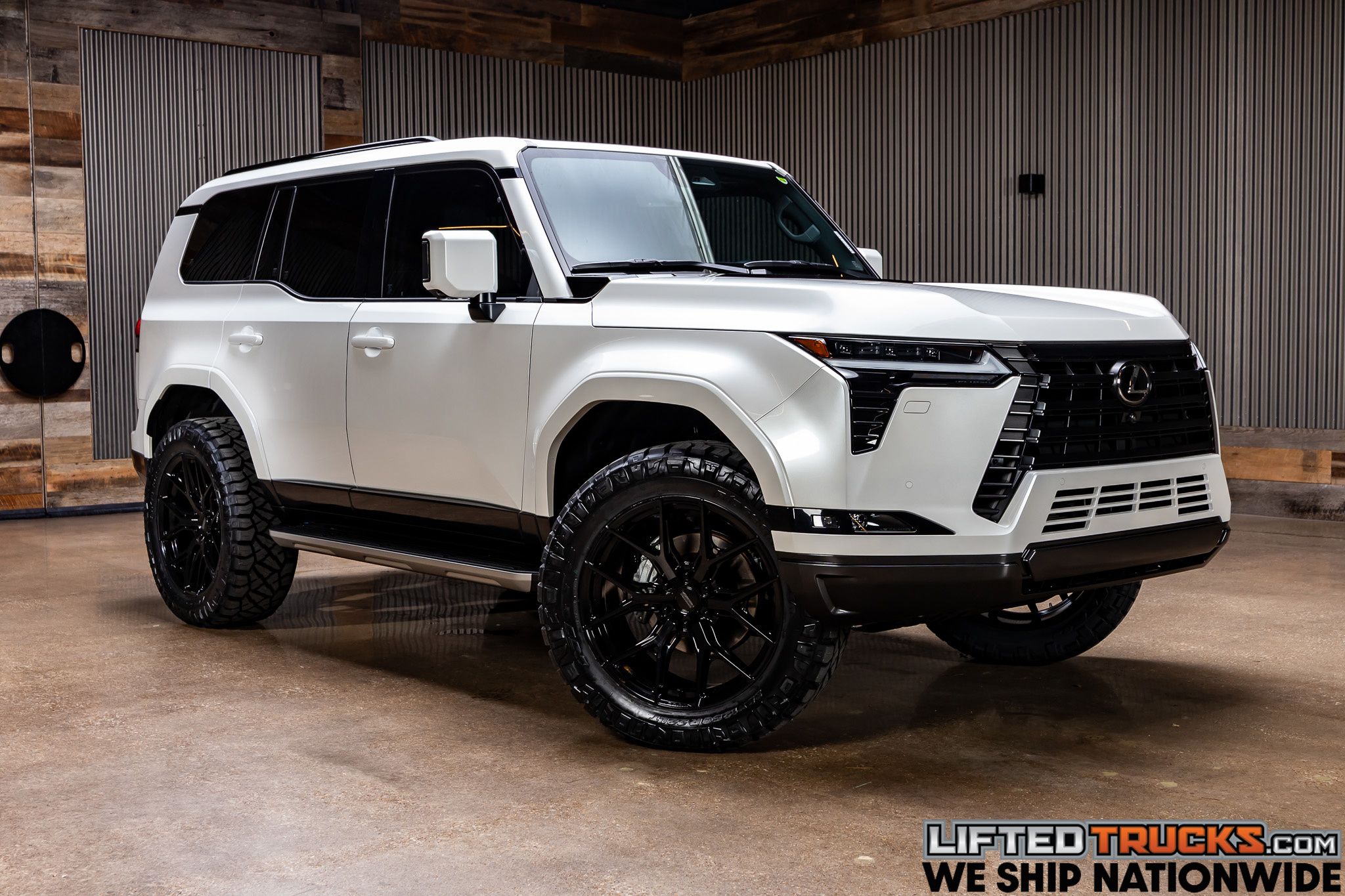 2025 Lexus GX Premium's photo