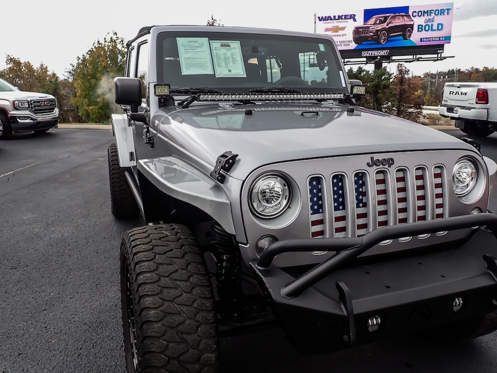 Used 2017 Jeep Wrangler Unlimited Sahara SUV
