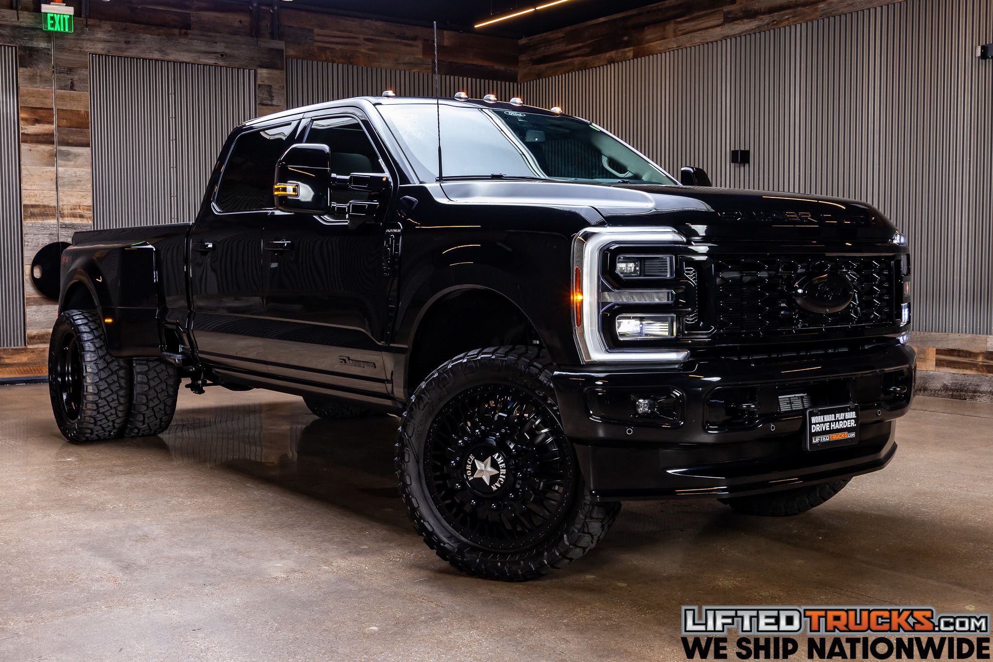 2026 Ford F-350 Platinum 4x4 Crew Cab 8' Box DRW's photo