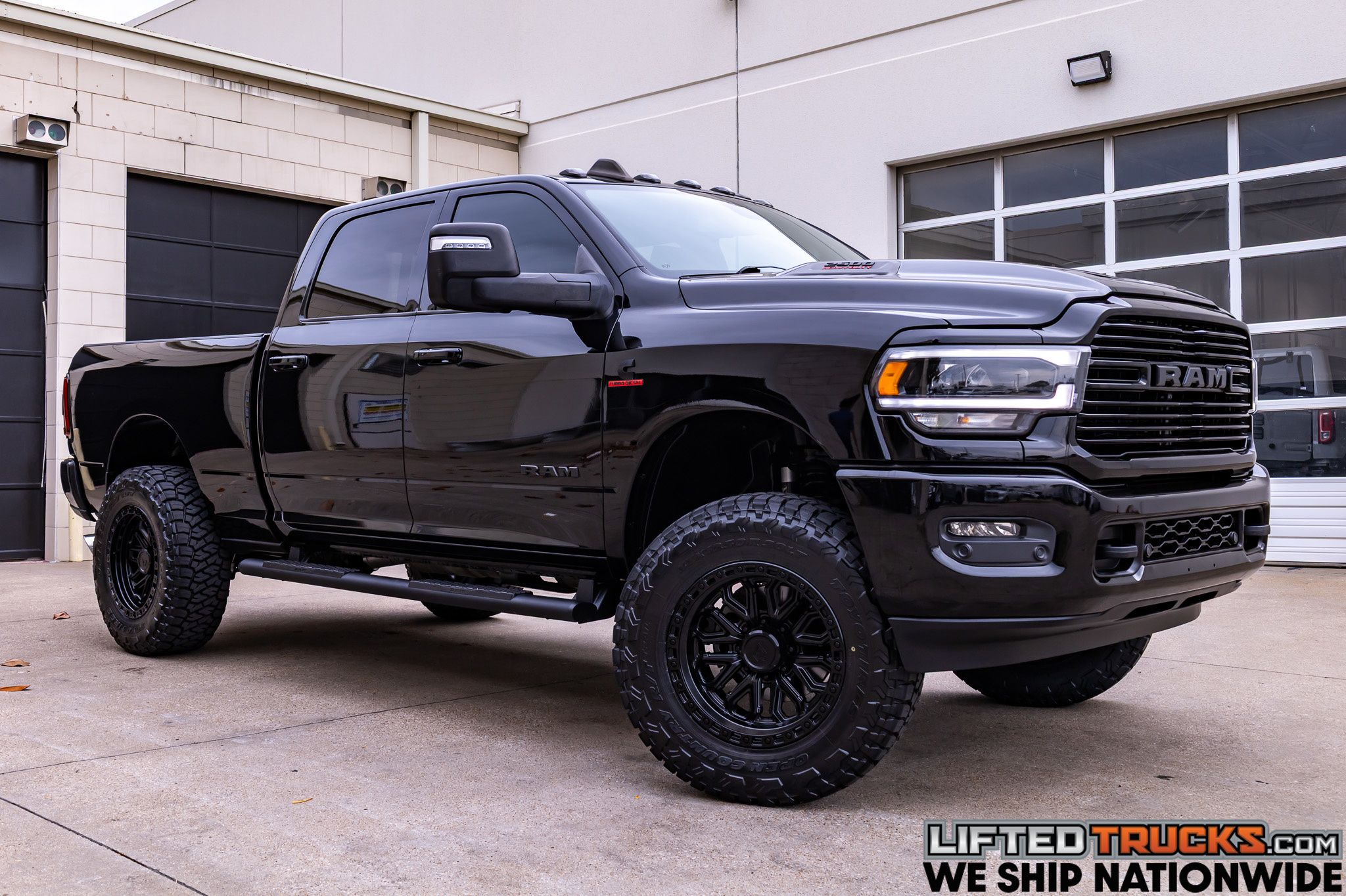 2024 RAM 2500 Laramie 4X4 Crew Cab SWB's photo