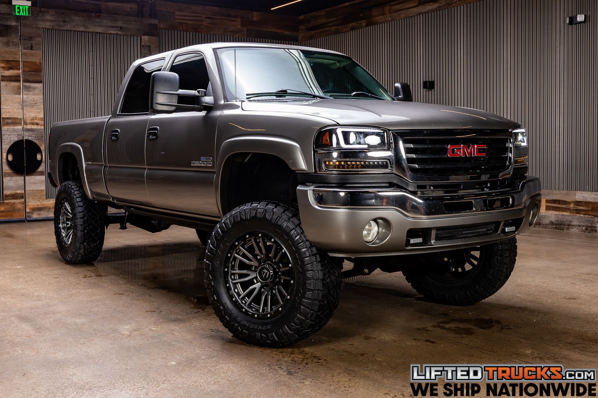 2007 GMC Sierra SLE1 4WD Crew Cab SWB's photo