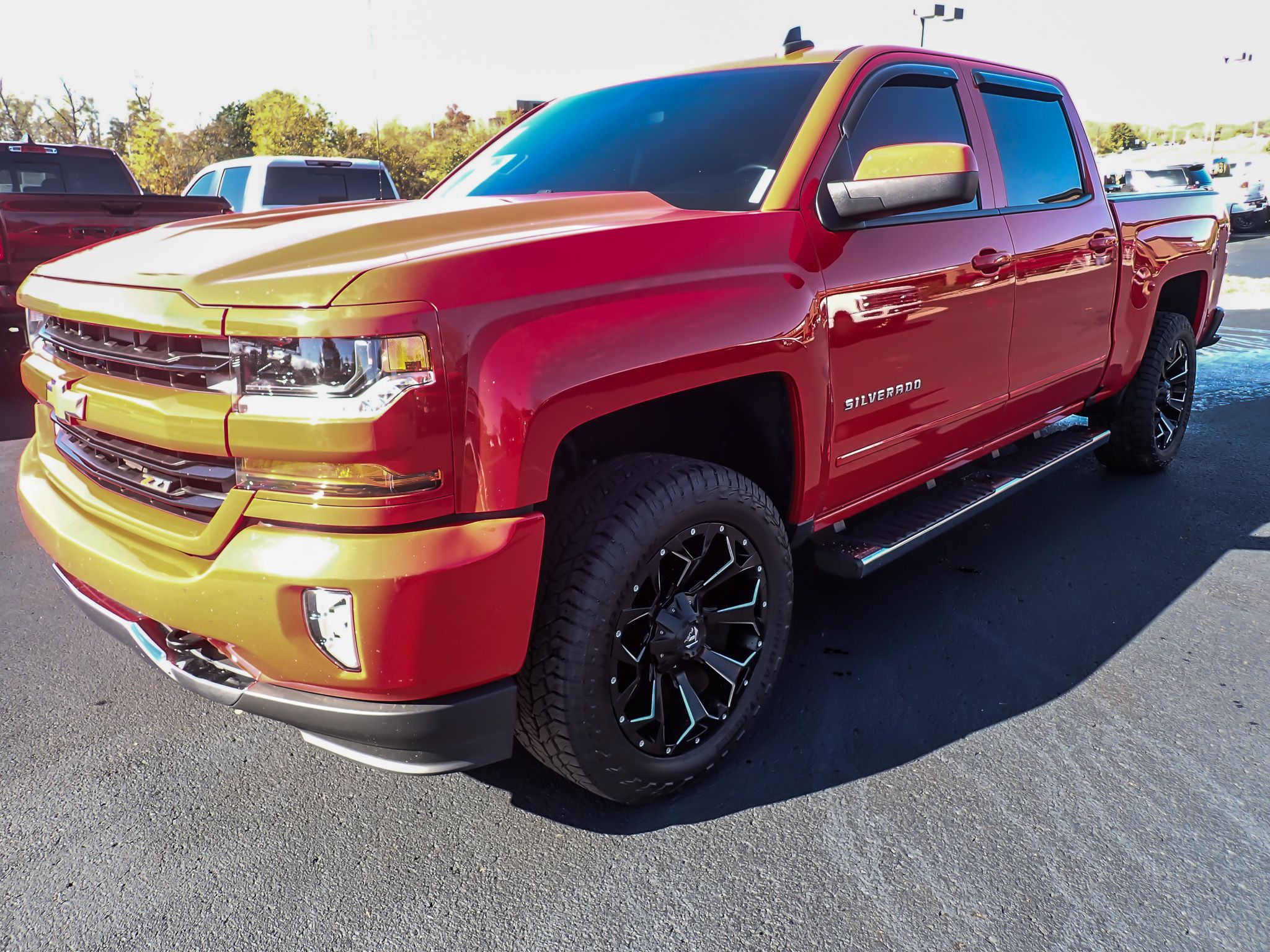 2016 Chevrolet Silverado 1500 LT photo 3