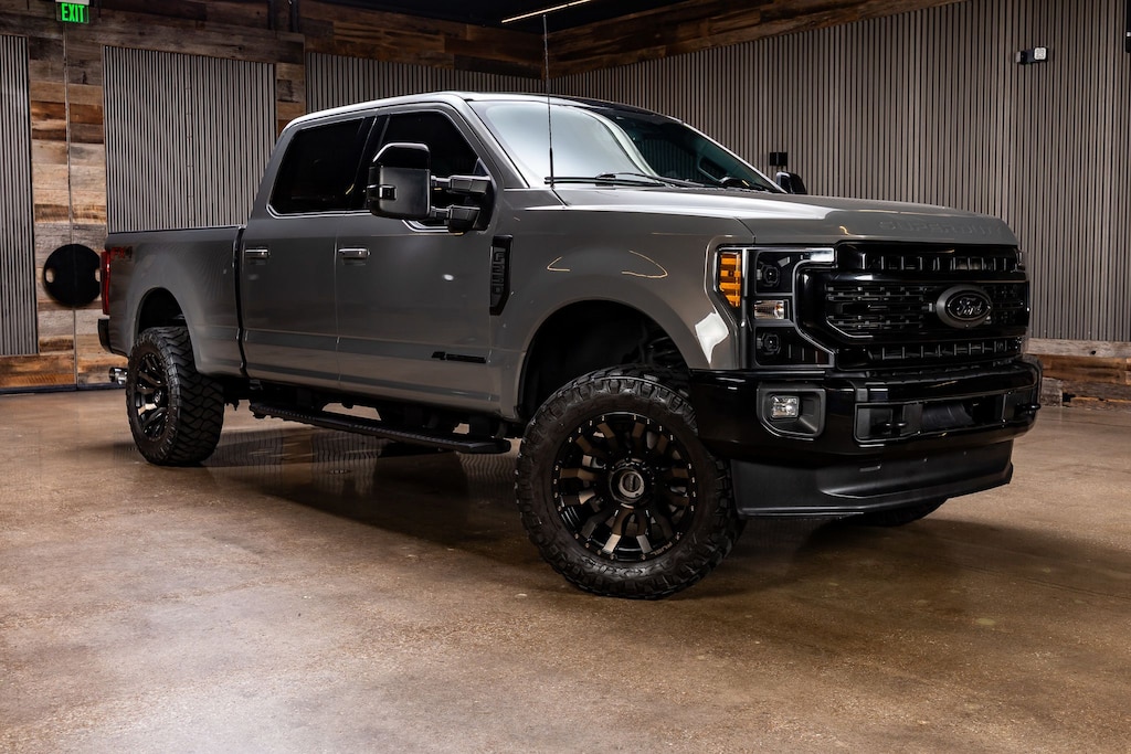 Used 2022 Ford F-250SD Lariat Truck