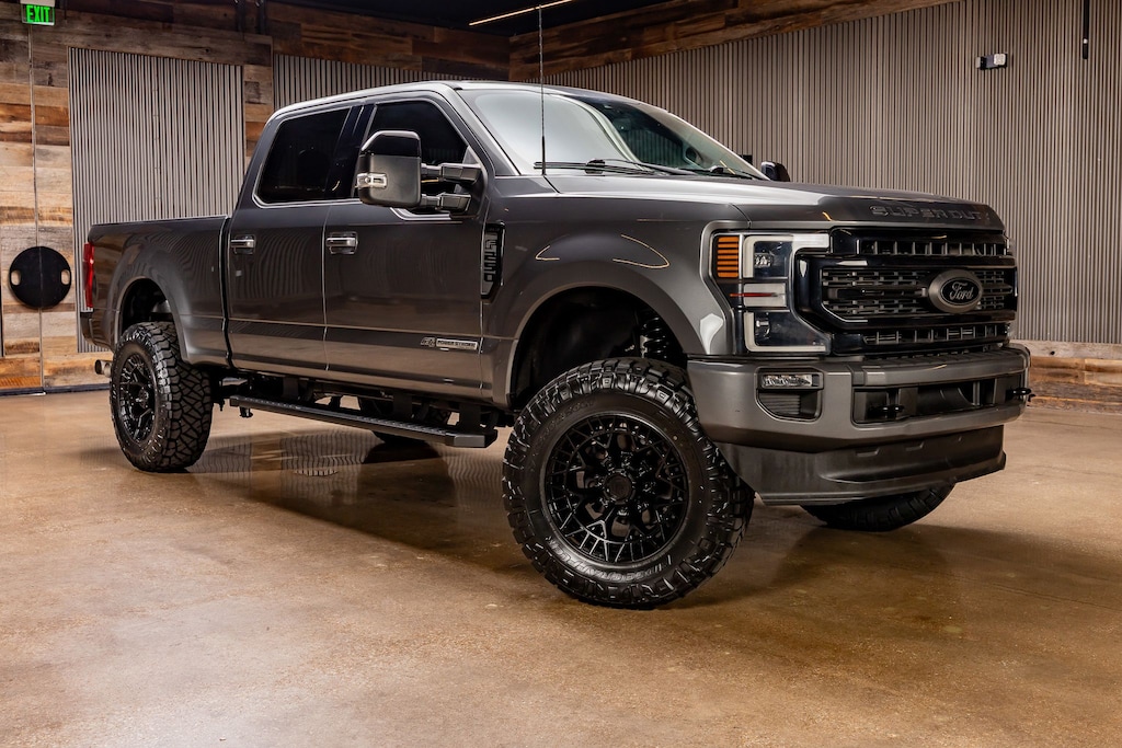 Used 2022 Ford F-250SD Lariat Truck