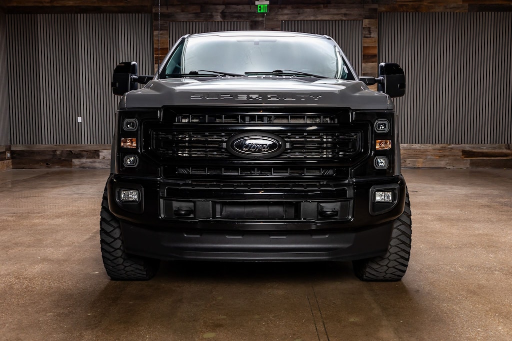 Used 2022 Ford F-250SD Lariat Truck