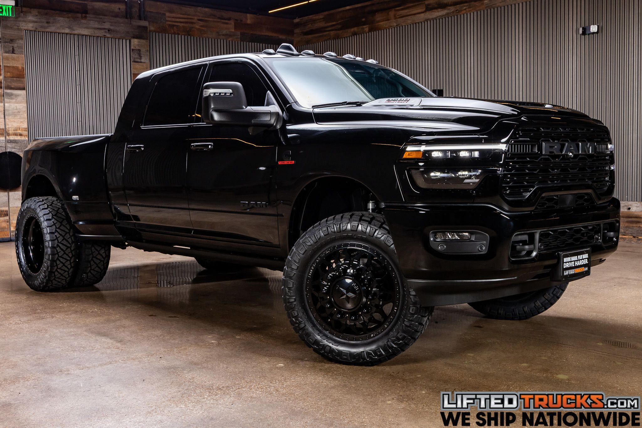 2025 RAM Ram 3500 Pickup Laramie's photo