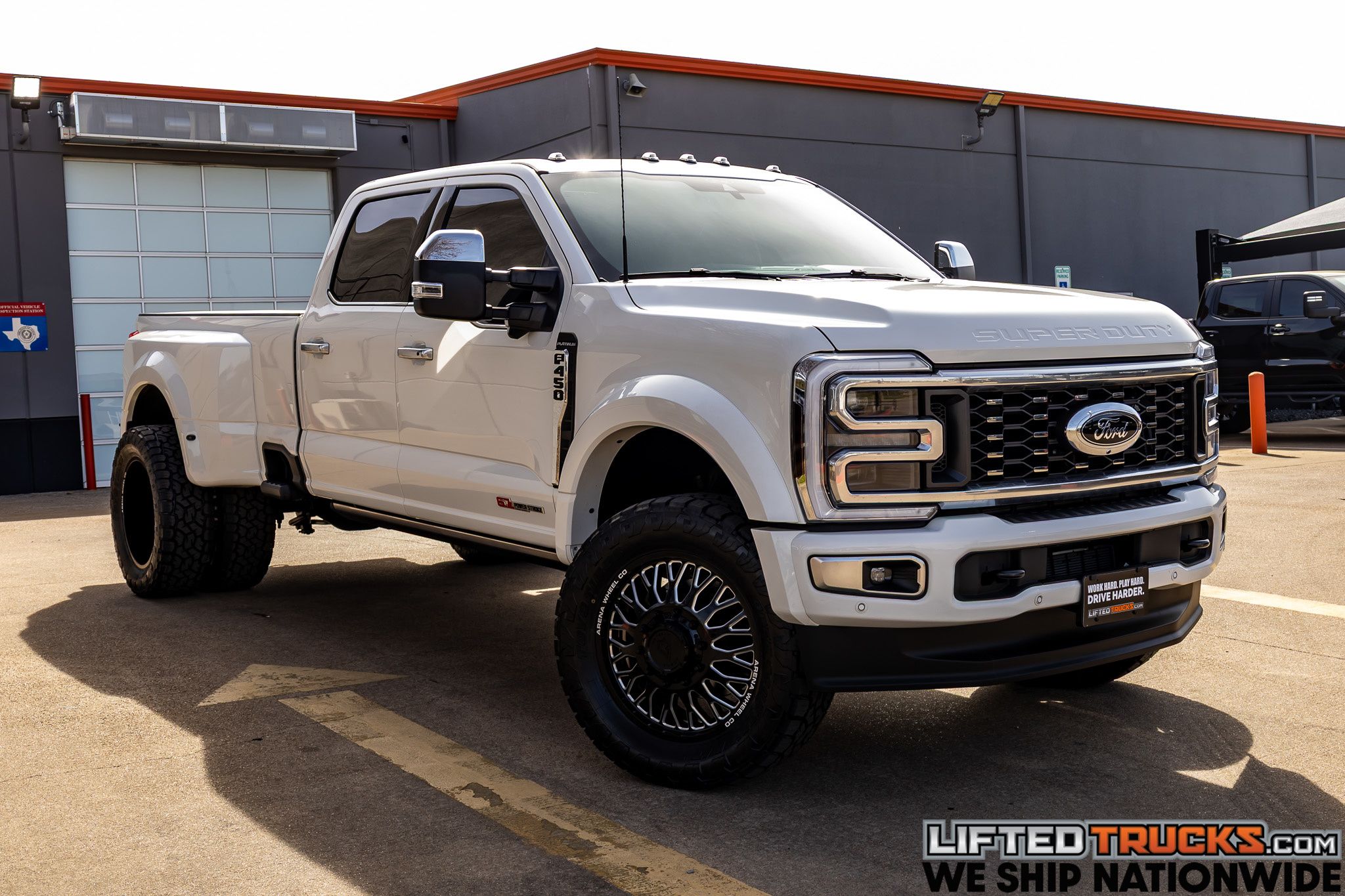 2025 Ford F-450 Platinum 4x4 Crew Cab 8' Box DRW's photo