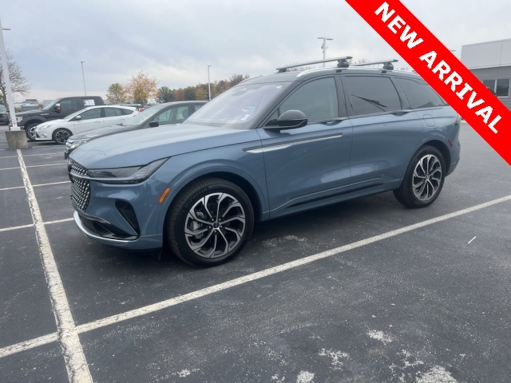 Used 2025 Lincoln Nautilus Reserve SUV