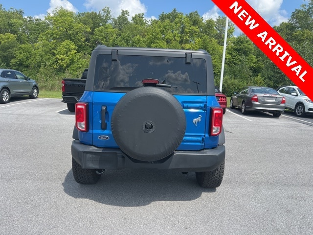 2022 Ford Bronco Base photo 2