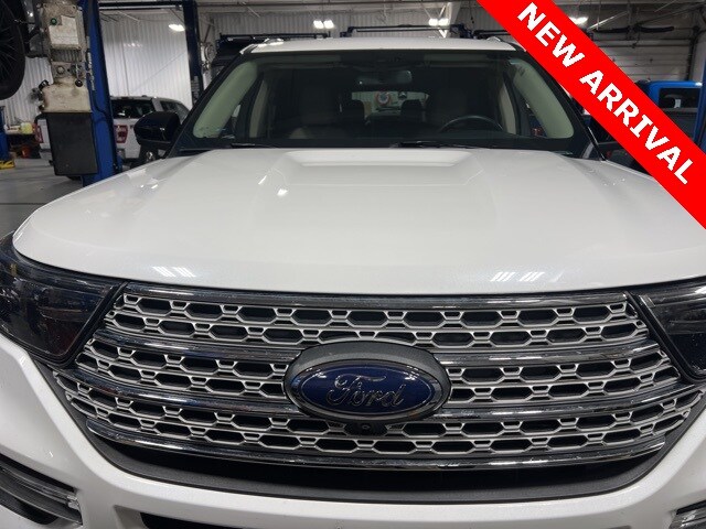 2022 Ford Explorer Limited photo 2