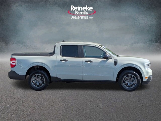 2024 Ford Maverick XLT photo 2