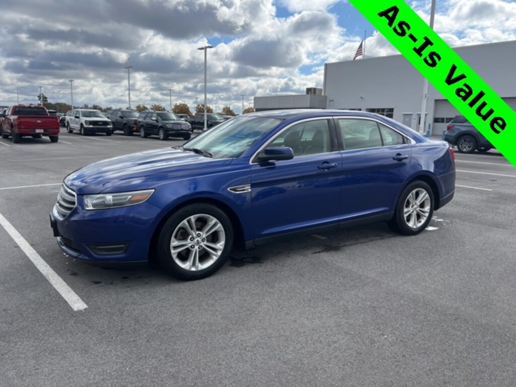 Used 2015 Ford Taurus SEL Sedan