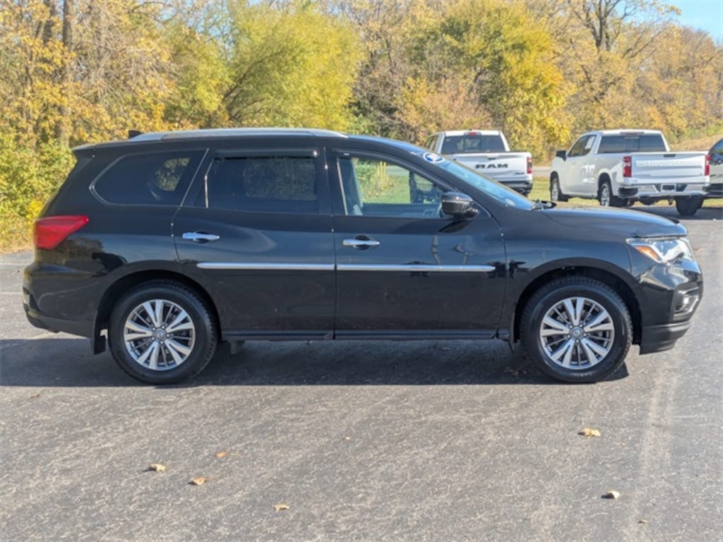 Used 2019 Nissan Pathfinder S SUV