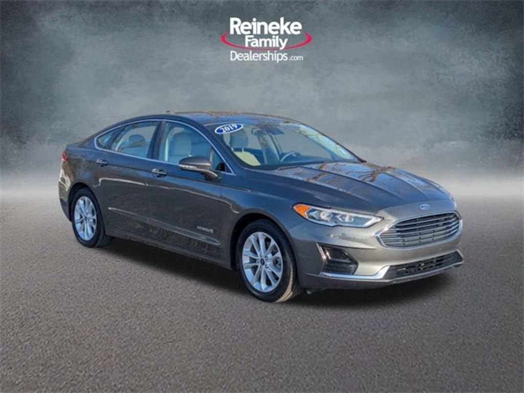 Used 2019 Ford Fusion Hybrid SEL Sedan