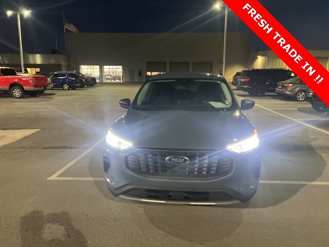 2023 Ford Escape Active photo 3