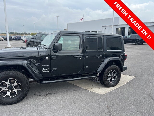 2018 Jeep Wrangler Unlimited Sahara photo 2