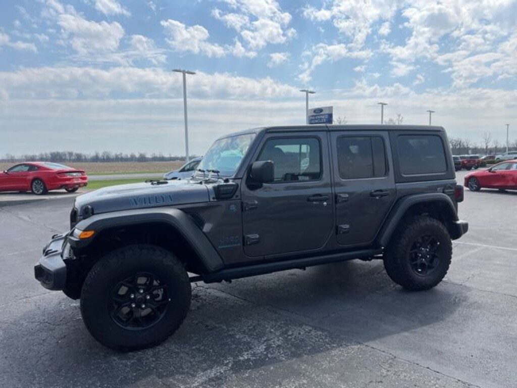Used 2025 Jeep Wrangler Willys 4xe SUV