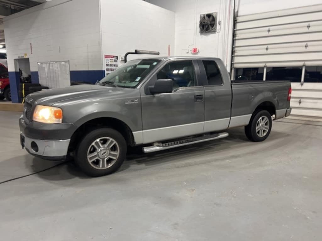 Used 2006 Ford F-150 XL Truck
