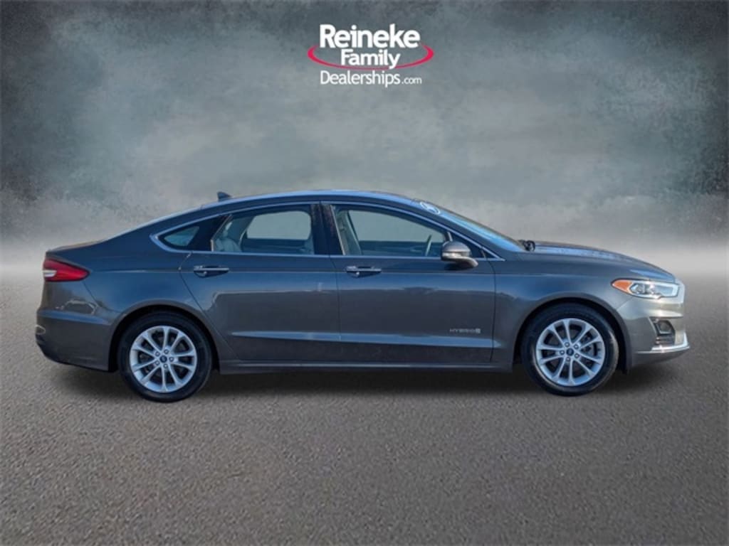 Used 2019 Ford Fusion Hybrid SEL Sedan