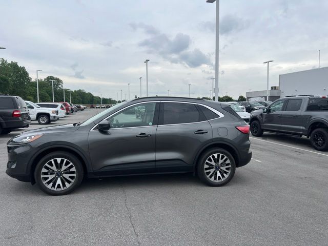 2020 Ford Escape Titanium AWD's photo