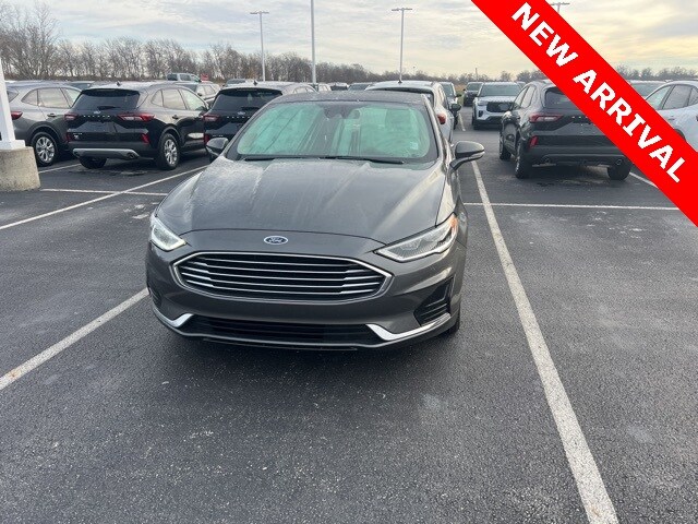2019 Ford Fusion Hybrid SEL photo 4