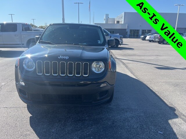 2016 Jeep Renegade Sport photo 4
