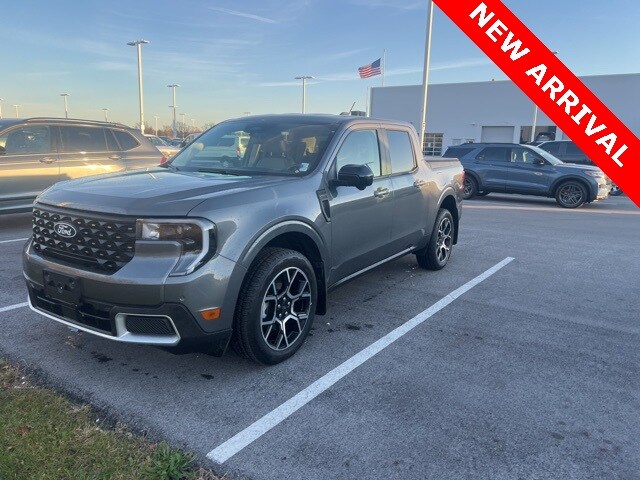 2025 Ford Maverick Lariat photo 3