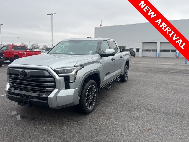 2024 Toyota Tundra Limited photo 2
