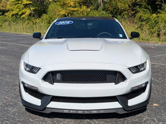 2016 Ford Mustang Shelby GT350 photo 2