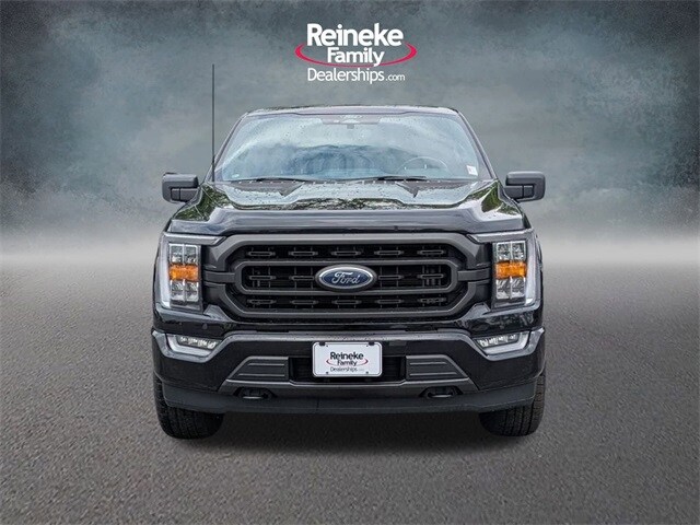 2022 Ford F-150 XLT photo 2