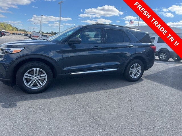2023 Ford Explorer XLT photo 2