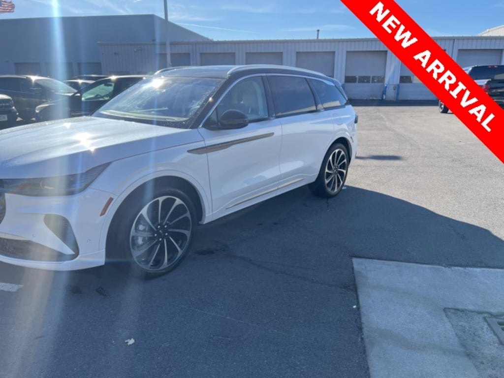 Used 2024 Lincoln Nautilus Black Label SUV