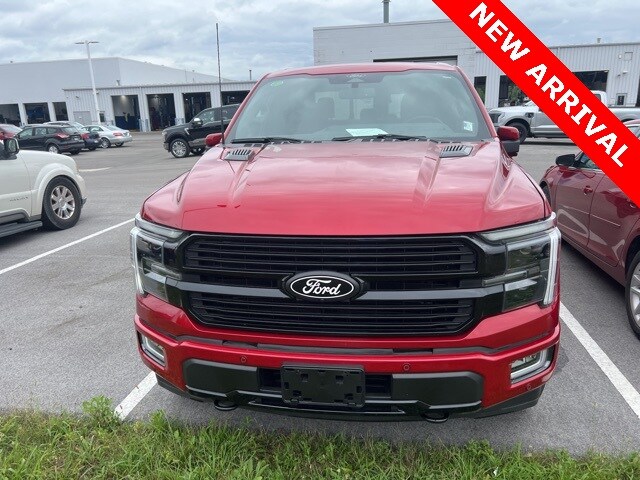 2024 Ford F-150 Platinum photo 2