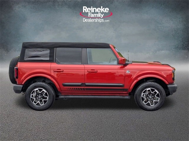 2023 Ford Bronco Outer Banks photo 4