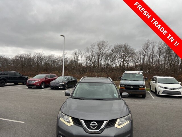 2016 Nissan Rogue SL photo 4