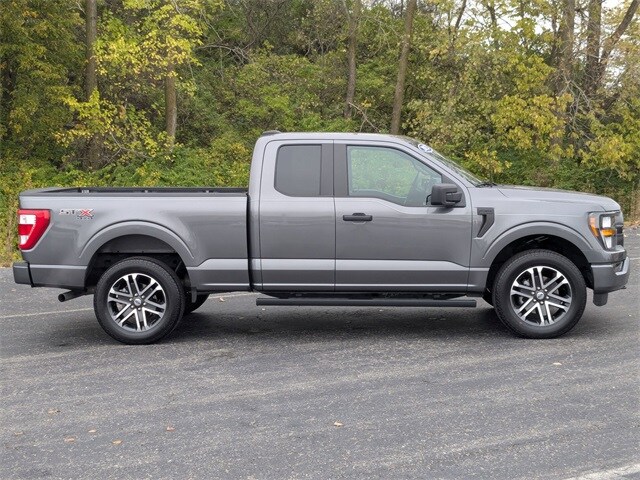 2023 Ford F-150 XL photo 4