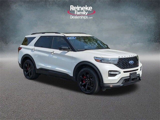2021 Ford Explorer ST photo 3