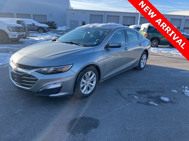 2023 Chevrolet Malibu 1LT photo 2