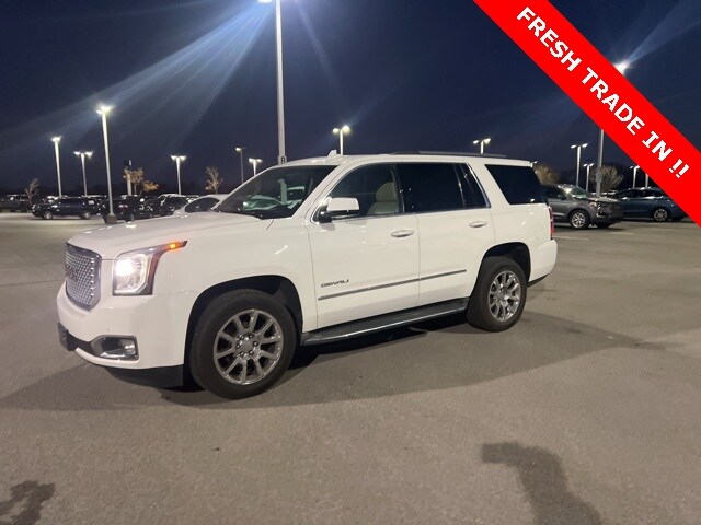 2015 Gmc Yukon Denali photo 2