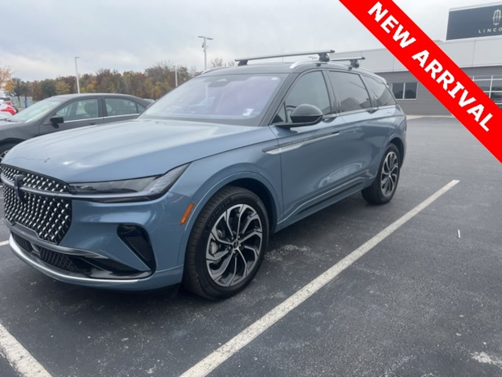 Used 2025 Lincoln Nautilus Reserve SUV