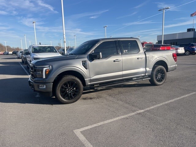 2024 Ford F-150 Lariat photo 3