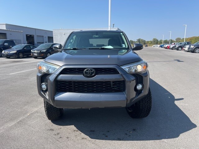 2014 Toyota 4Runner SR5 Premium photo 4