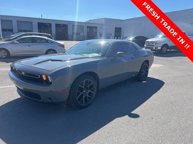 2018 Dodge Challenger R/T photo 3