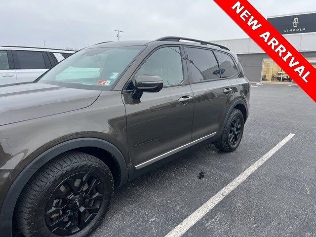 2023 Kia Telluride X-Pro photo 2