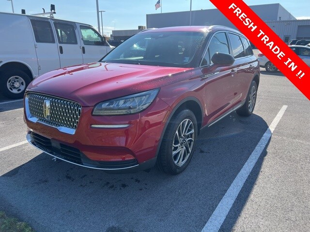 2020 Lincoln Corsair Standard photo 3