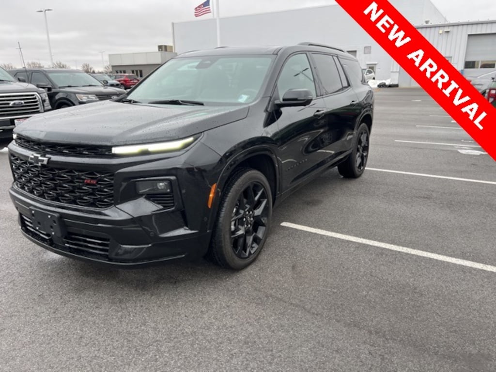 Used 2024 Chevrolet Traverse RS SUV